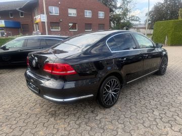 Volkswagen Passat - 5