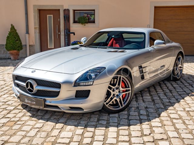 Mercedes-Benz SLS AMG Coupé/1 OWNER/Camera/Car Cover