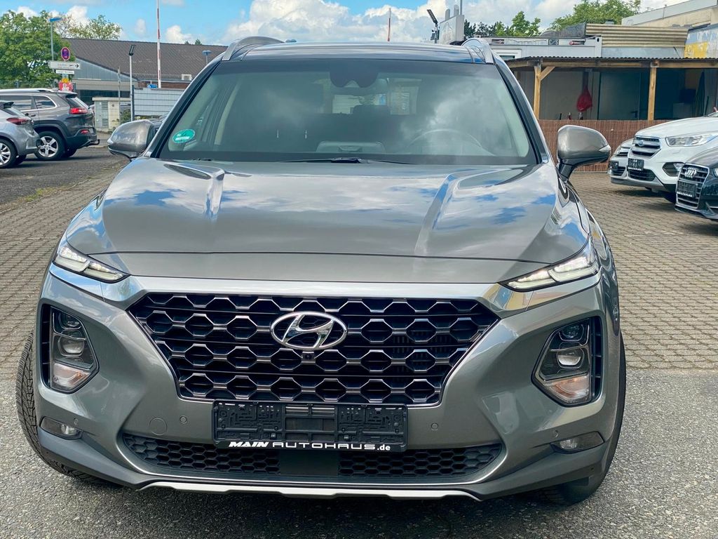 Image of Hyundai SANTA FE