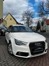Audi A1 1,4 L Benziner Sitzheizung - mit Benzin-Antrieb: Beige, Kleinwagen