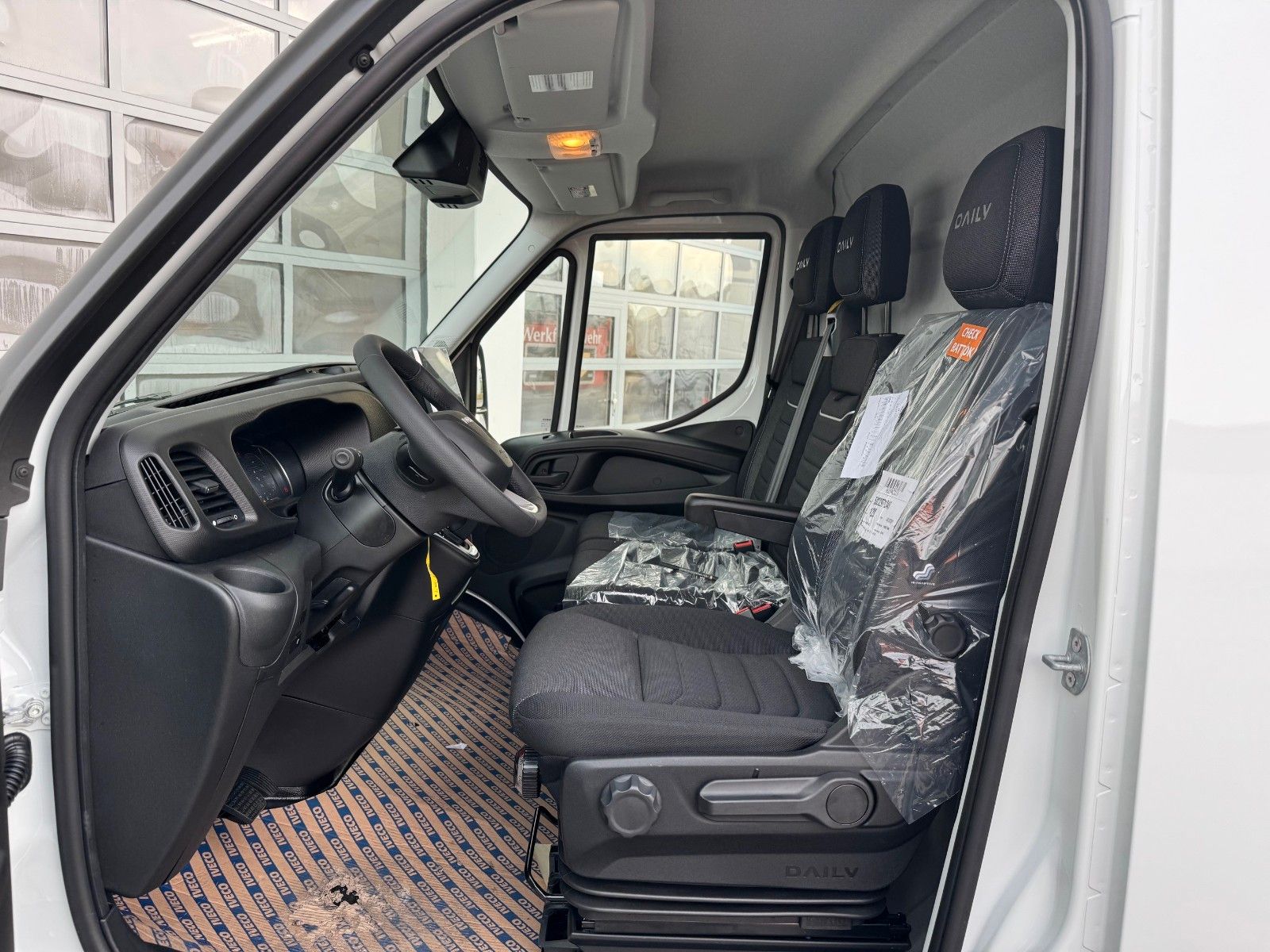 Fahrzeugabbildung Iveco Daily 35C21 HA8 *R4.100mm*AHK*LED*Automatik*