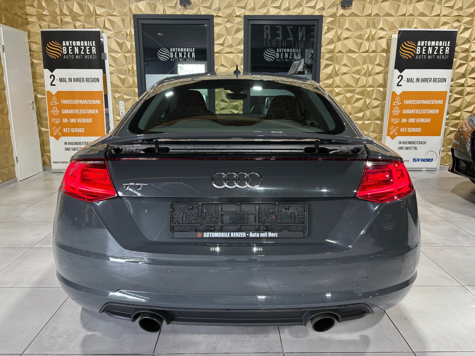 Fahrzeugabbildung Audi TT Coupe 1.8 TFSI/SHZ/NAVI/PDC/ALCANTARA/4-SITZ/