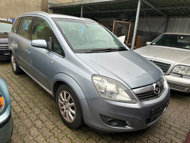 Opel Zafira 1.8 GAS XENON/SHZ/AHK/KLIMA/TEMPOMAT