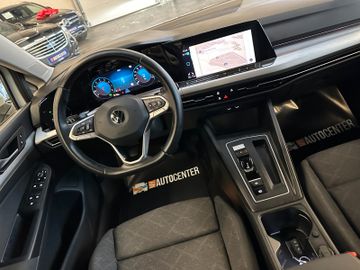 Volkswagen Golf VIII Lim. Life eTSI*Klima*SHZ*Navi*Kamera*