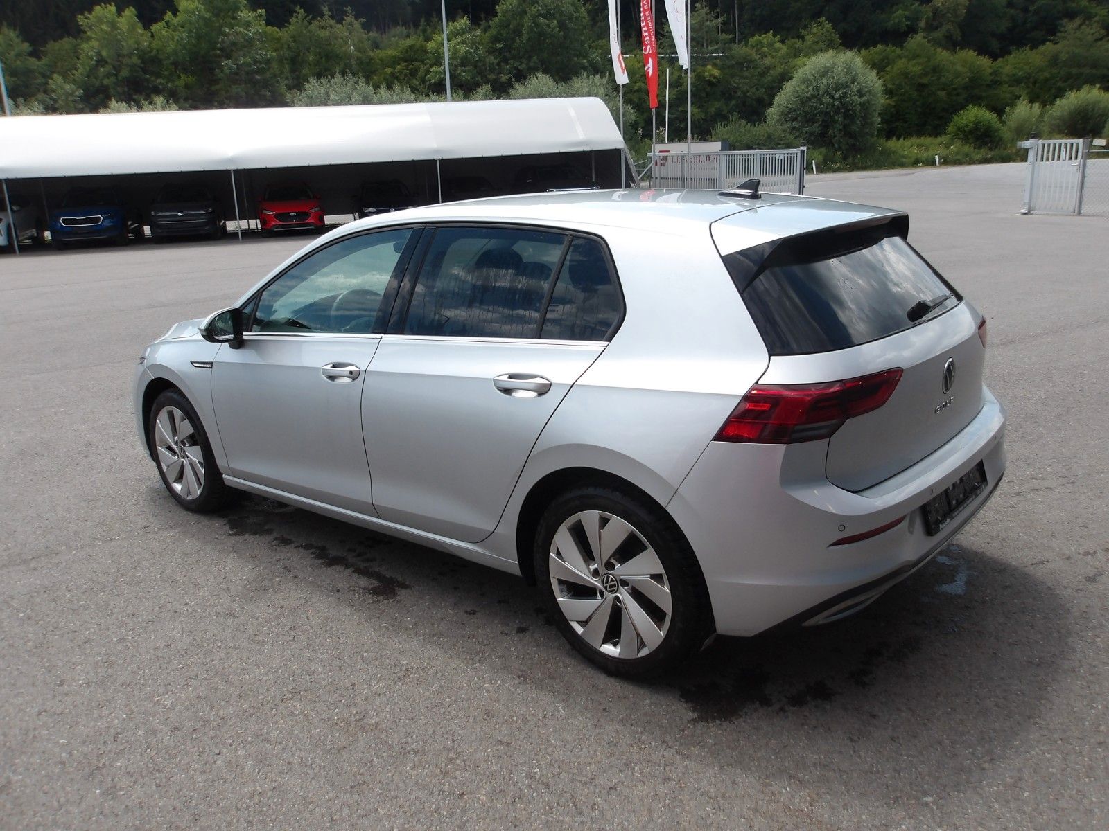 Volkswagen Golf VIII Lim. Life "Webasto" EXP € 12990.- imagem 3
