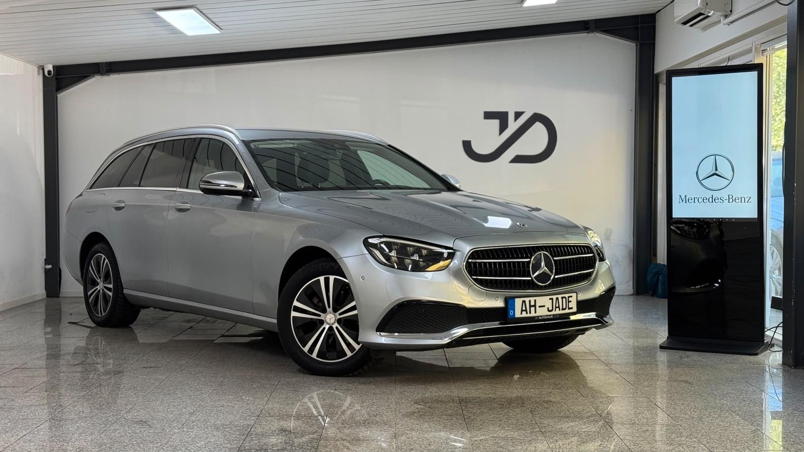 Mercedes-Benz E 220d T-Modell *Avantgarde*Widescreen*Memory*