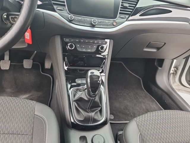 Astra 1.4 Turbo Start/Stop Sports Tourer Innovat