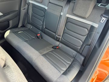Citroën C4 PT130 EAT8 Shine | PDach - RCam - Navi - SH
