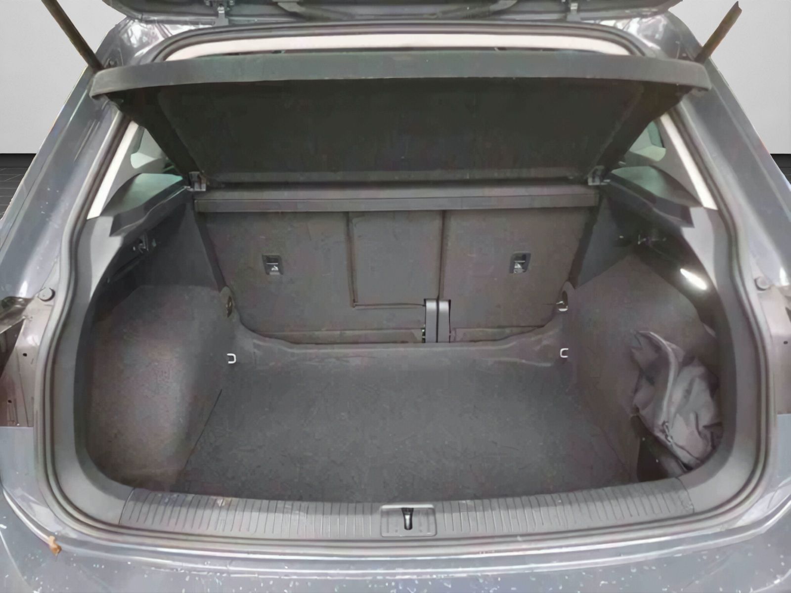 Volkswagen Tiguan - Bild 10