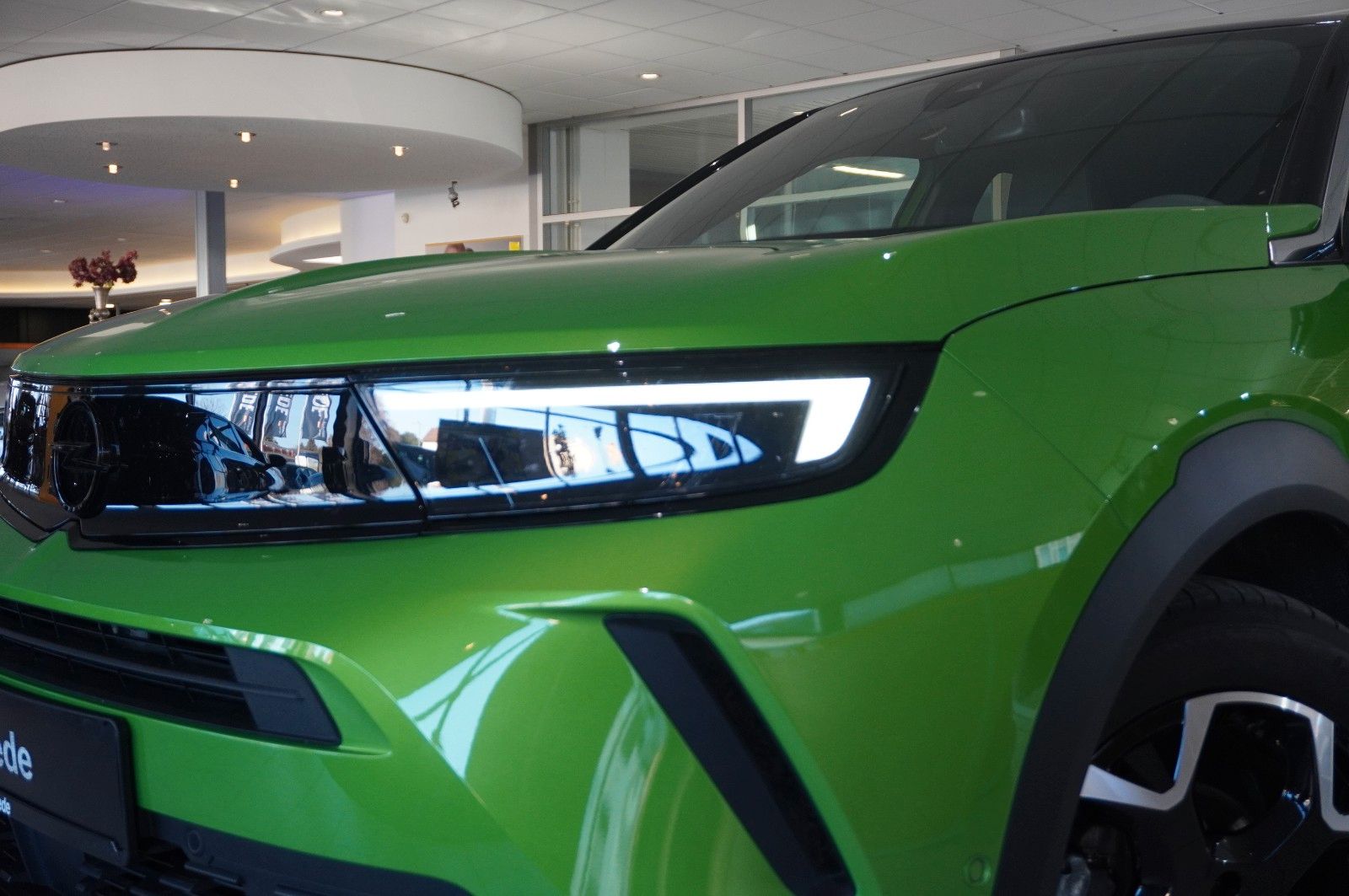 Fahrzeugabbildung Opel Mokka 1.2T ULTIMATE NAVI/LED/KAMERA/SPORT/DAB+