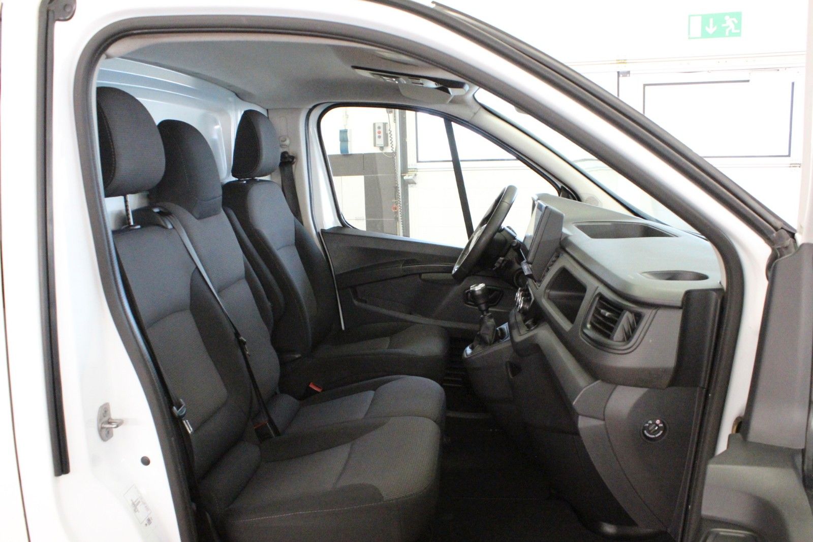 Fahrzeugabbildung Renault Trafic Kasten L1H1 3,0t Komfort *AHK*
