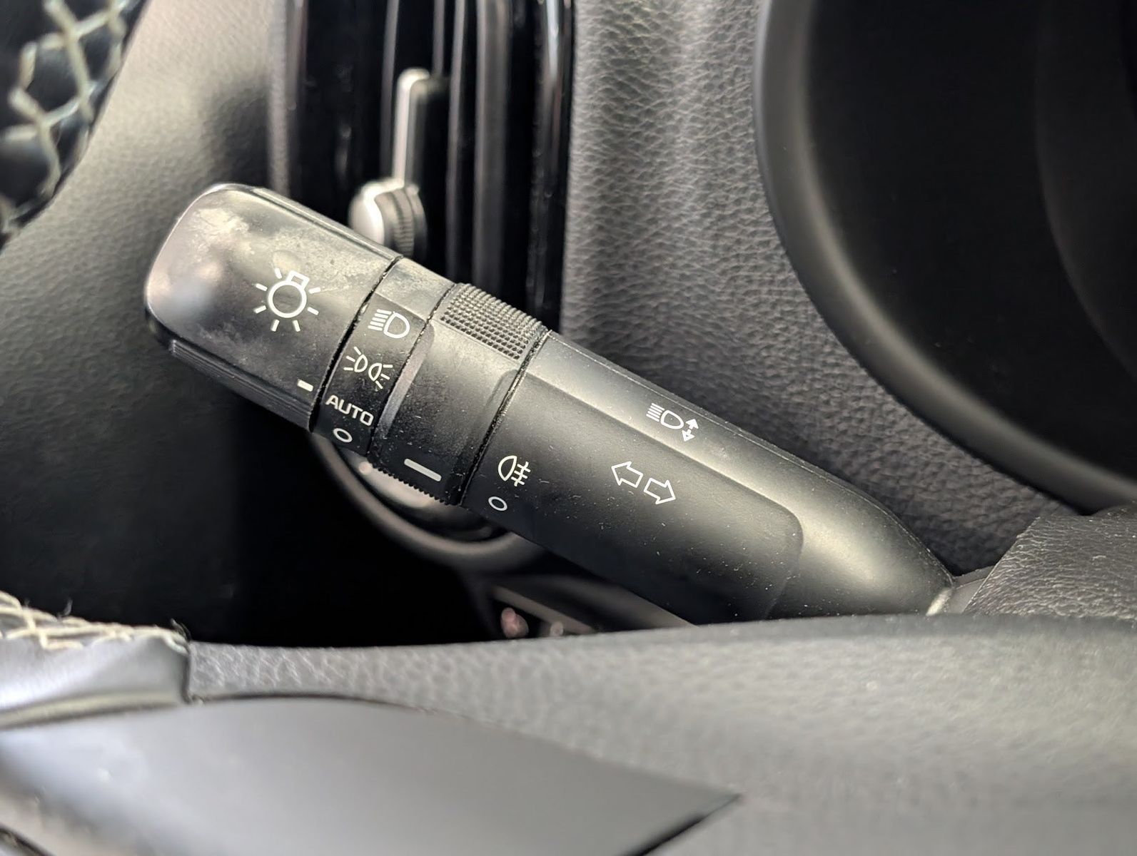 KIA Picanto 1.2 Vision Navi 14-Zoll Sitzheizung – Bild 28
