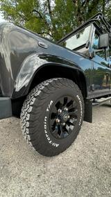 Land Rover Defender Wild and Hunt Edition 1/25 - Land Rover Defender: Edition