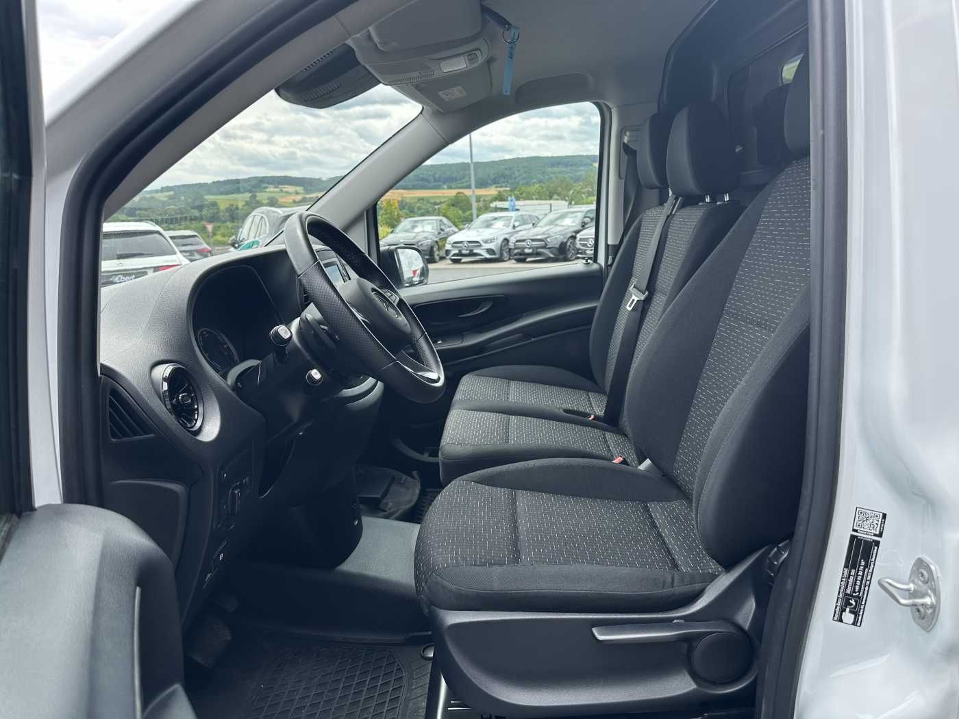 Fahrzeugabbildung Mercedes-Benz eVito 112 Klima Kamera Navi SHZ Tempomat