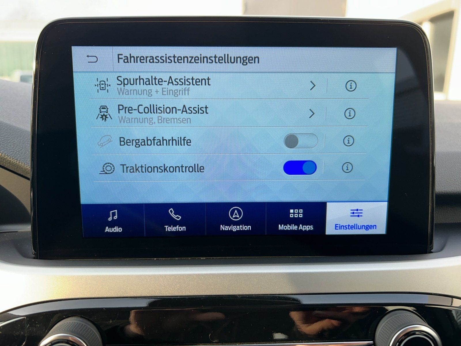 Fahrzeugabbildung Ford Kuga 2.5 Duratec Plug-in-Hybrid PHEV/SYNC3/SHZ/