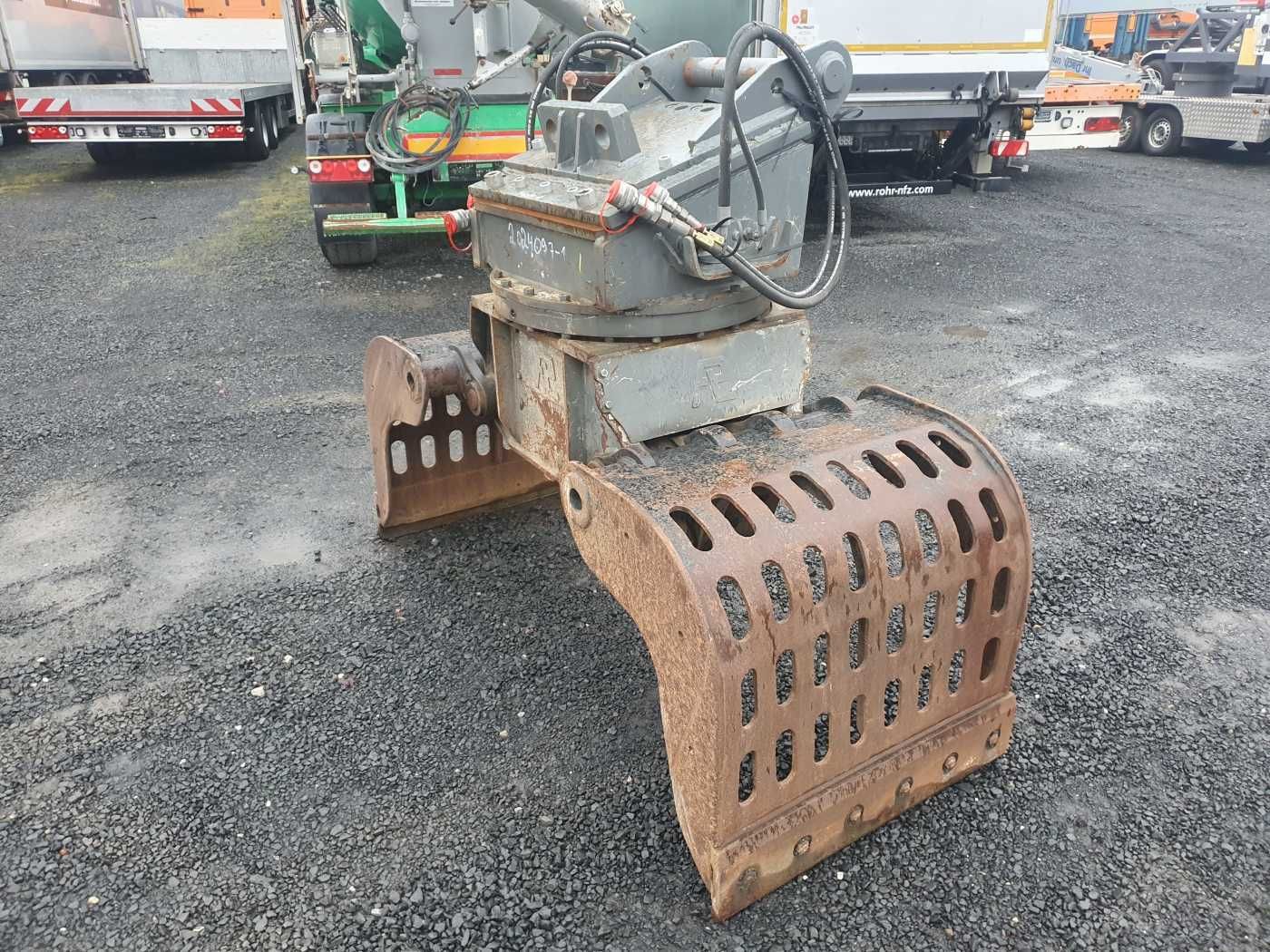 Fahrzeugabbildung Andere Pladdet Abbruchgreifer Greifer MS21 MS25 Rotator