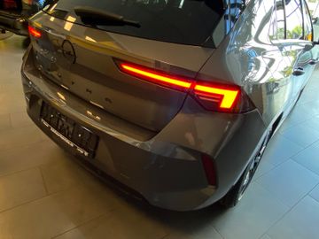 Bild 22 Opel ASTRA GS AHK AGR INFOTAINMENTPAKET
