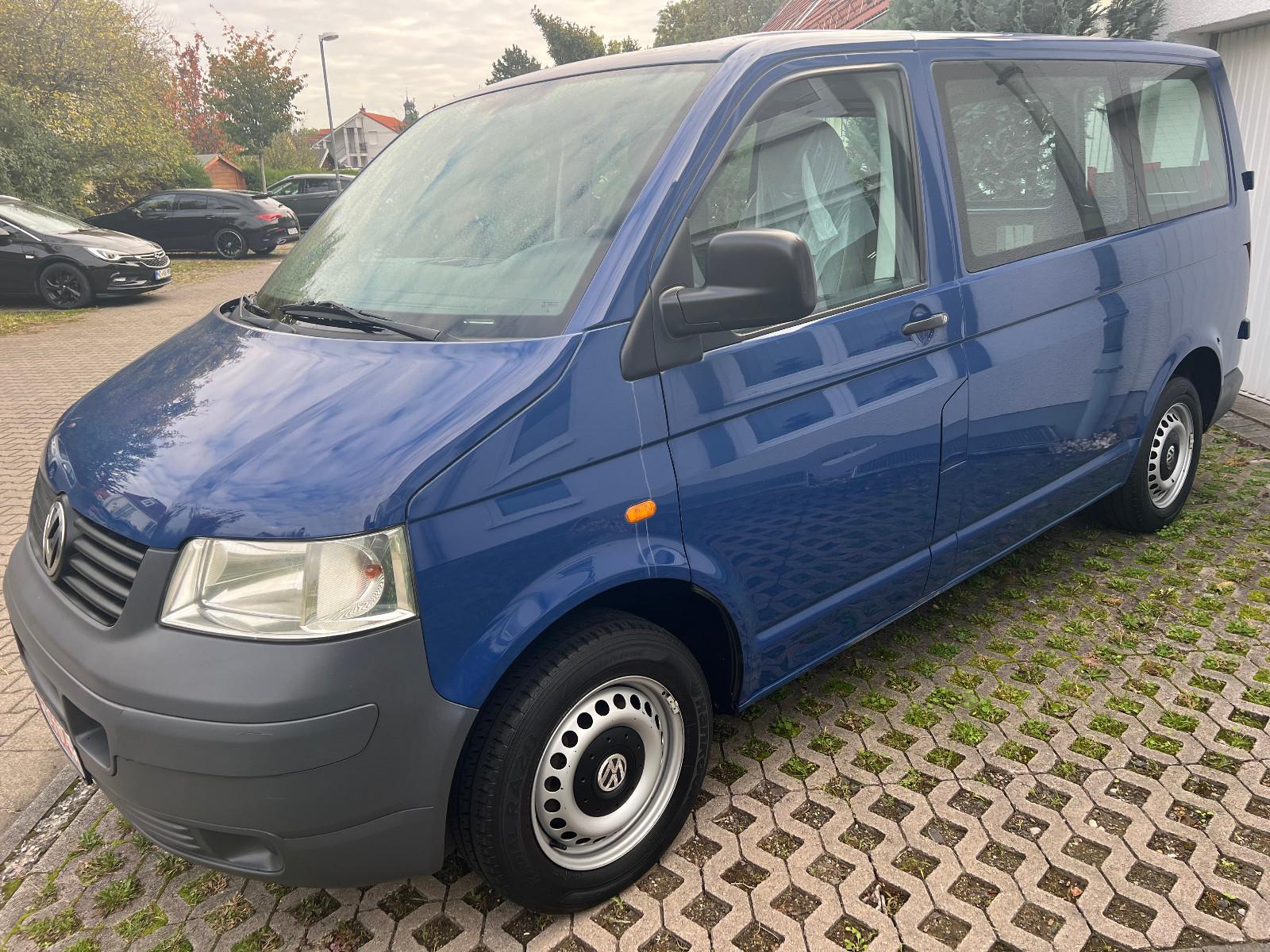 Volkswagen T5 Transporter Kasten mit Fenster aus 1Hand