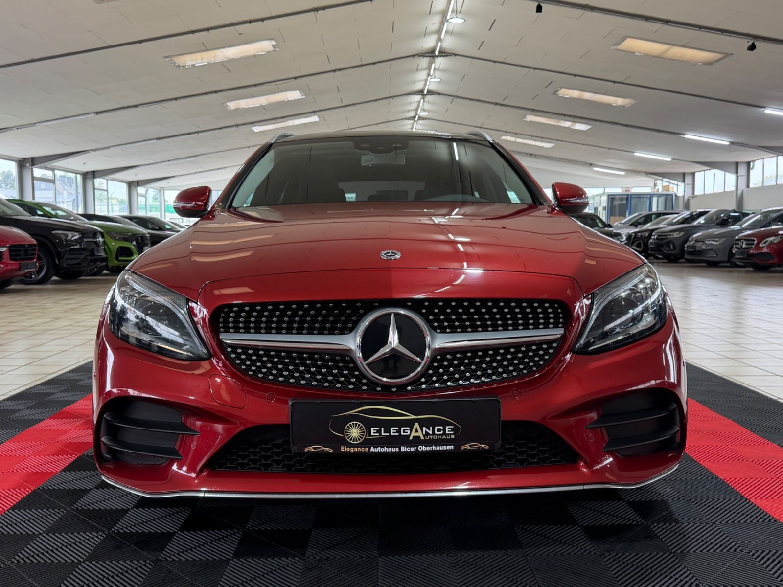 Mercedes-Benz C 300 e*AMG-LINE*WIDESCREEN*LED*AMBIENTE*KAMERA* imagem 2