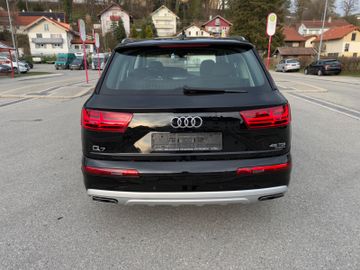 Audi Q7 - 5