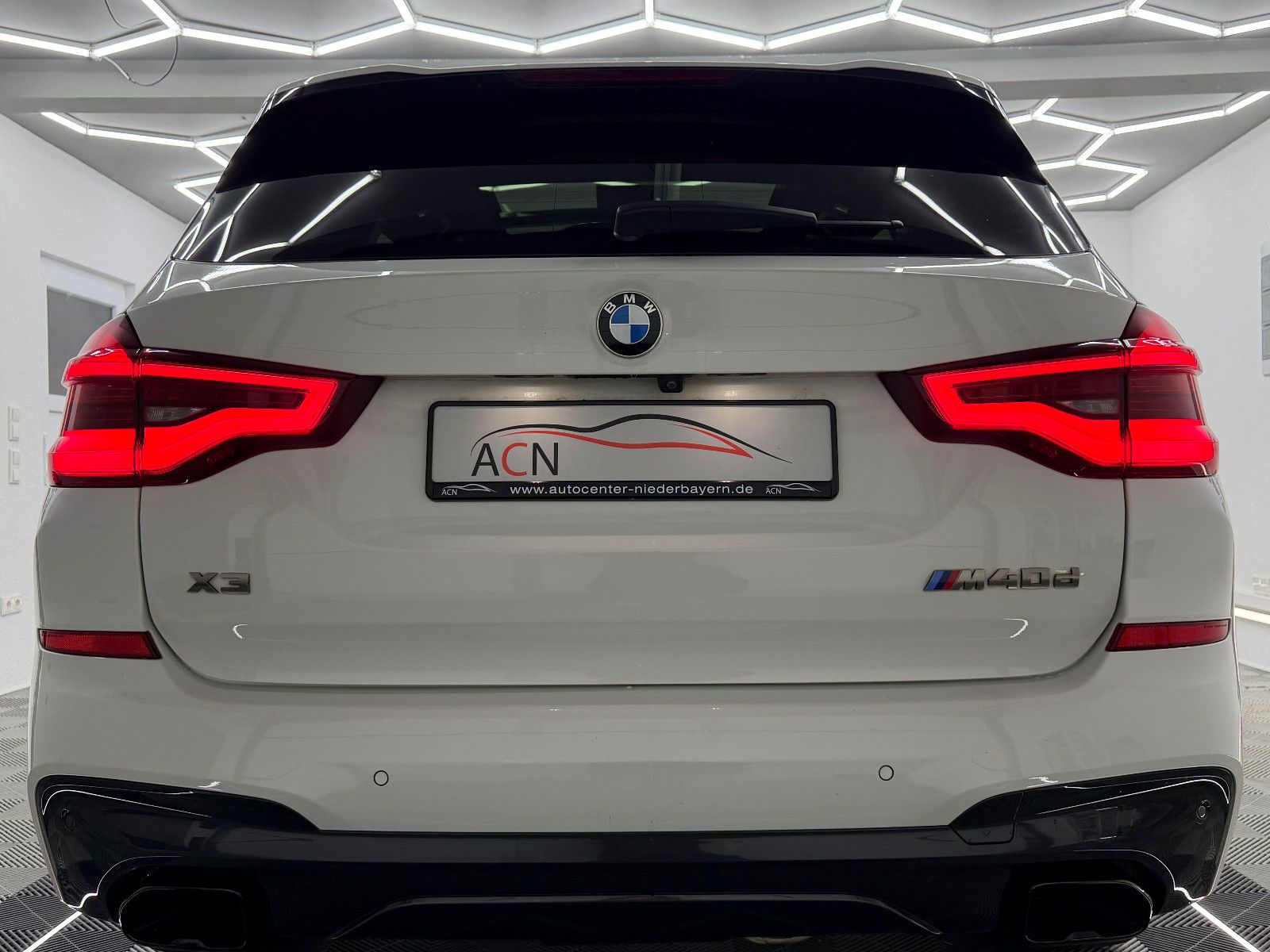 Fahrzeugabbildung BMW X3 M40 d/LED/HuD/H&K/AHK/PANO/STHZ/MEMORY/DE FZG