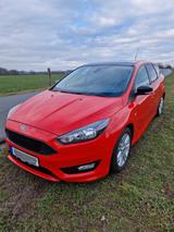 Ford Focus 1,5 EcoBoost 110kW ST-Line Red Turnier... - Ford Focus: ST Line Red