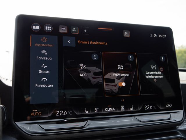 Leon 1.5 TSI MEMORY PDC KAMERA NAVI ACC LED