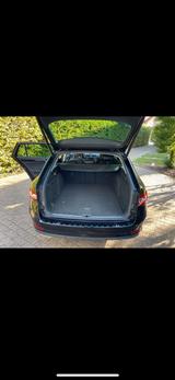 Skoda Superb 2.0 TDI SCR 140kW DSG L&K Combi L&K - Skoda Superb mit Diesel-Antrieb: Leder, Navigationssystem, Kombi, 2.0