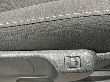 Opel Zafira Life Edition M+AHK+SHZ+Navi+HeadUp+8Sitze