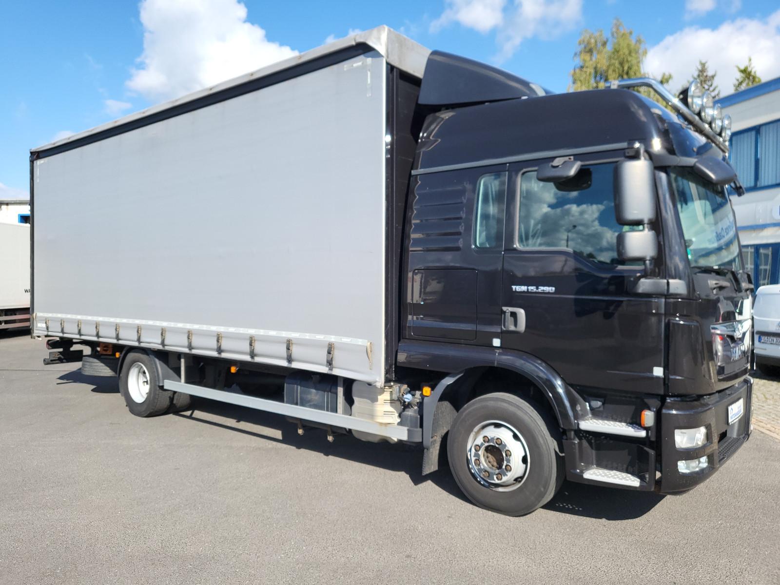 MAN TGM 15.290 BL Curtainside-Edscha, 1.Hand