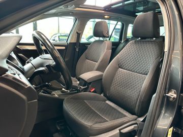 Skoda Octavia *PANO*SitzStandLenkradHZ*ACC*AHK*NAVI*