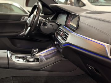 BMW X6 - 11