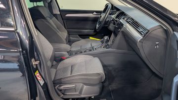 Volkswagen Passat 1.5 TSI Business ACC+LED+CARPLAY+ALU