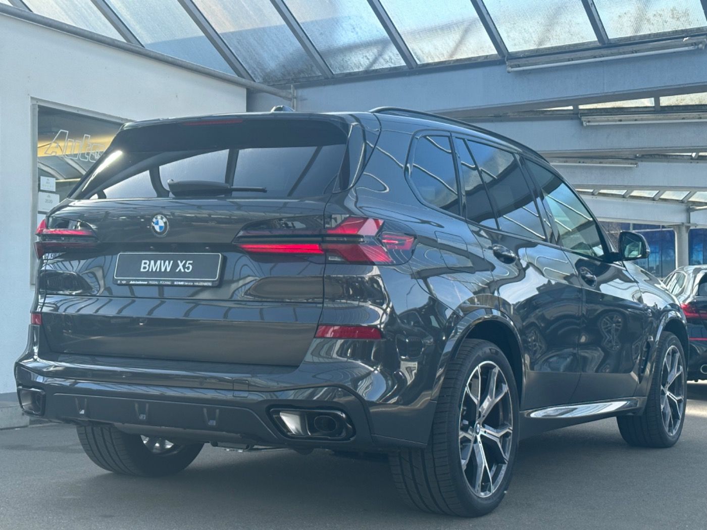 Fahrzeugabbildung BMW X5 xDrive30d M-Sport-Pro AHK/MERINO/GSD/HK-HiFi