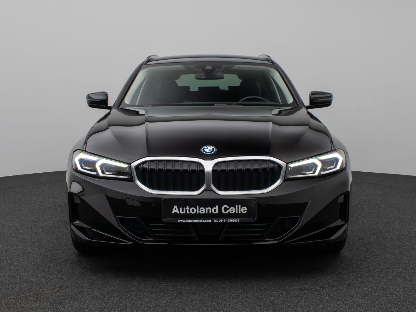 Fahrzeugabbildung BMW 320e Kamera HUD DAB H/K AHK Stop&Go Sport LED