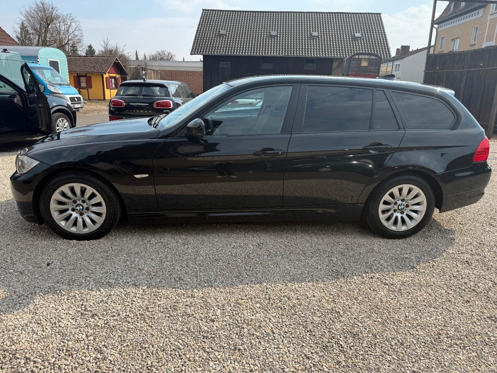 BMW 320 d*FACELIFT*NAVI*PDC*TEMPOMAT*MFL*TÜV