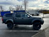Nissan Navara - Nissan Navara: Automatik