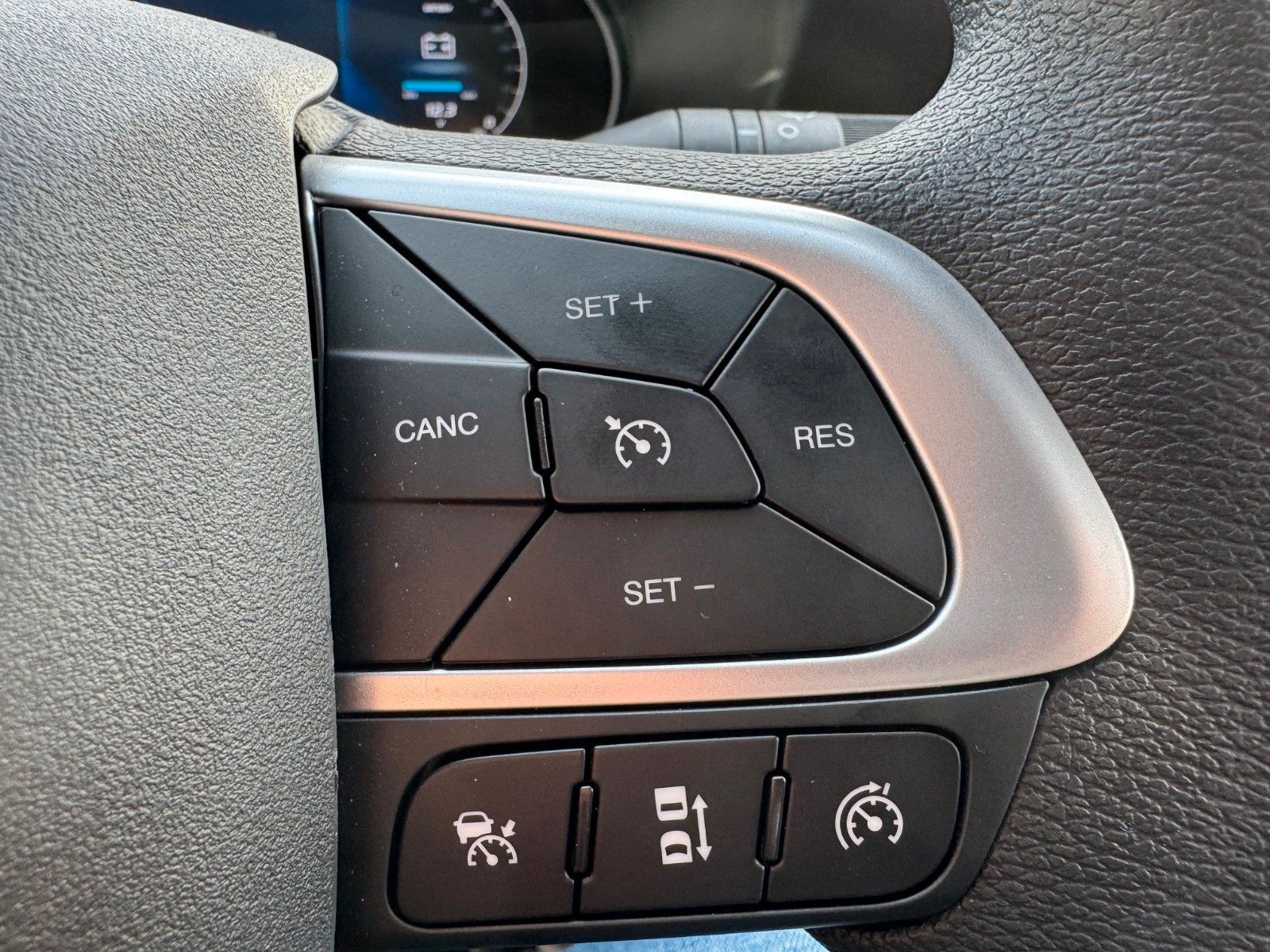 Fahrzeugabbildung Iveco Daily 35S18 A8 *Standkühlung*Kamera*Automatik*