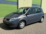 Renault Scenic II 1.6 Avantage/Klima/Panoramadach - Renault Scenic Avantage mit Benzin-Antrieb
