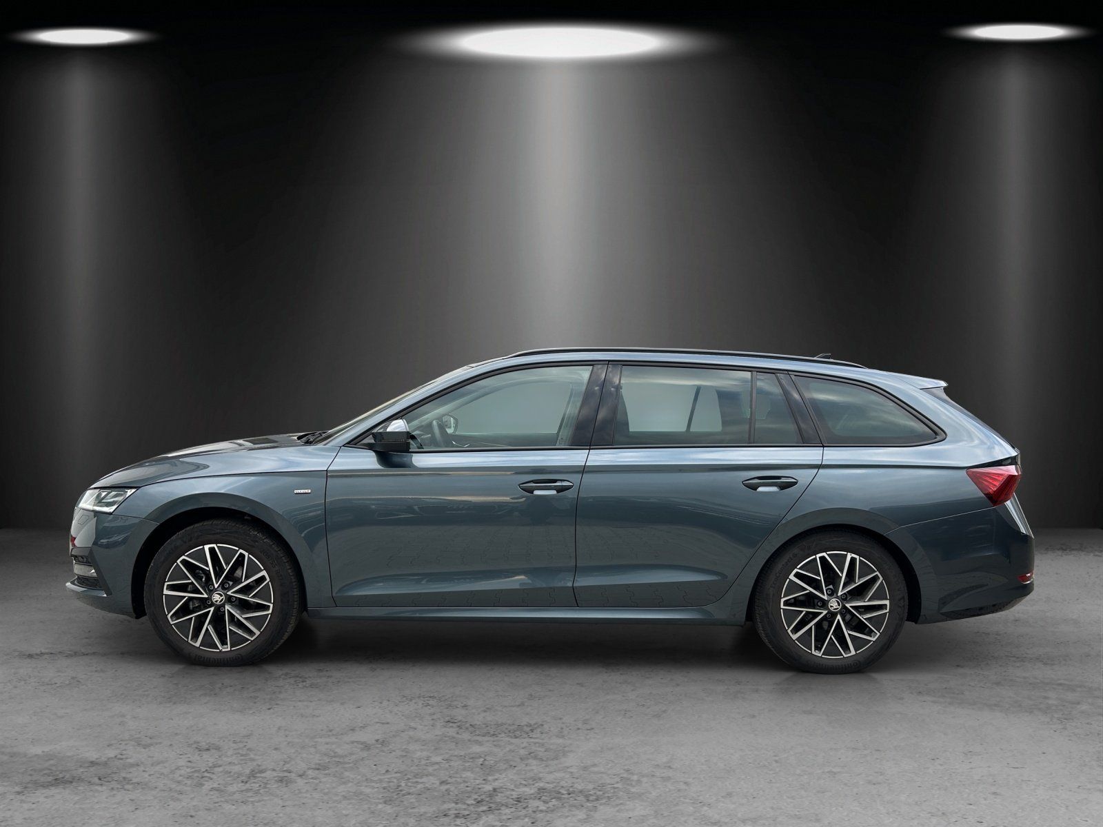 Fahrzeugabbildung SKODA Octavia Combi 1.5 TSI DSG Clever/KAMERA/ACC/LED/