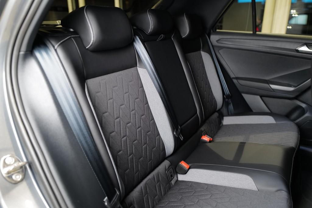 Volkswagen T-Roc 2.0TDI DSG Goal AHK Navi Kamera Plus-Paket, миниатюра 6