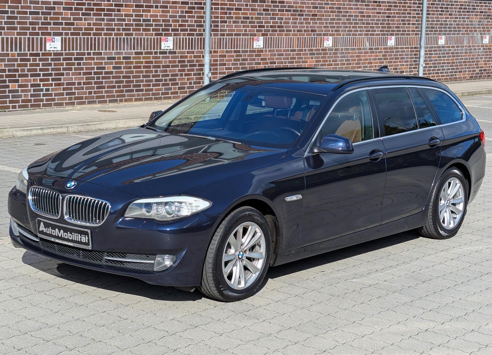 BMW TOURING AUTOMATIK, XENON, LEDER & PANORAMA-Dach