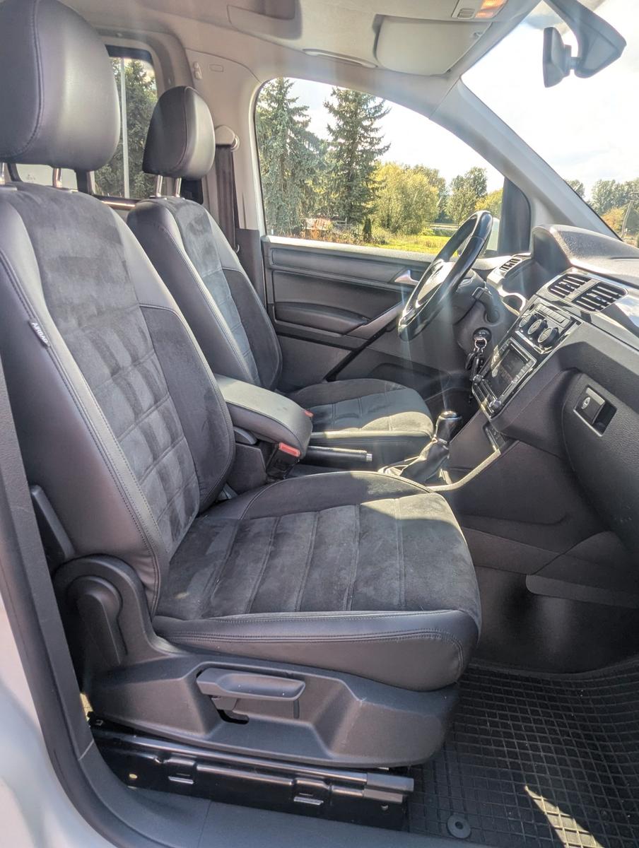 Volkswagen Caddy Maxi Highline Navi AHK Sitzheizung