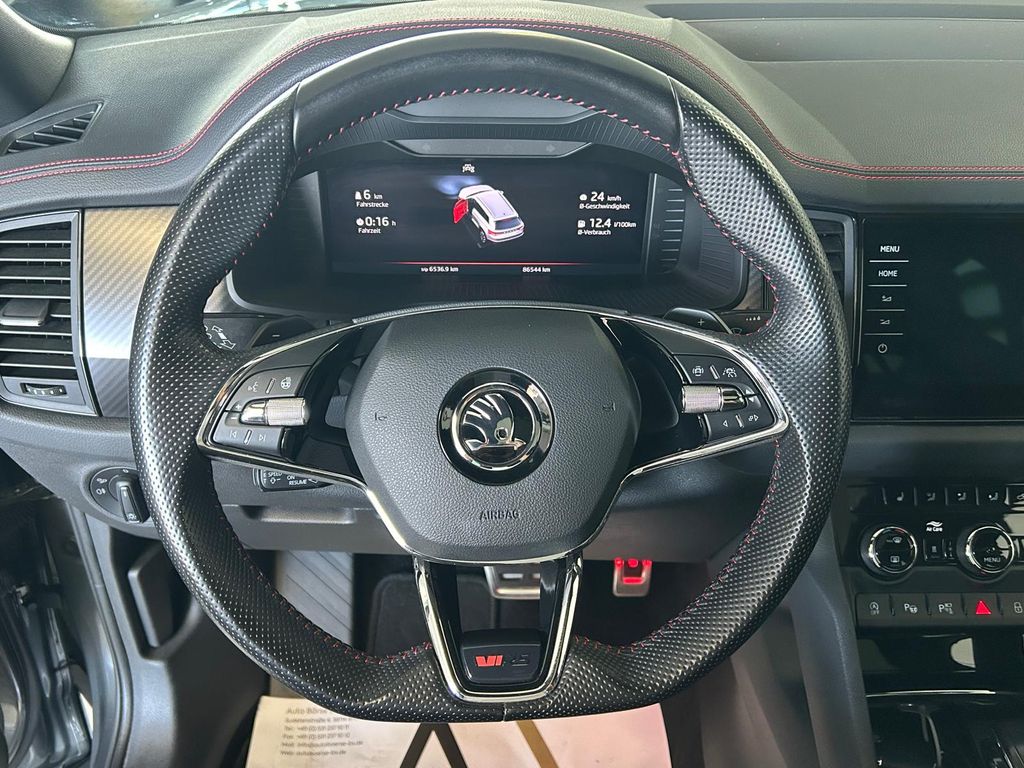 Skoda Kodiaq RS PANO*STH*360°*CANTON*AHK*MATRIX*7xSITZ