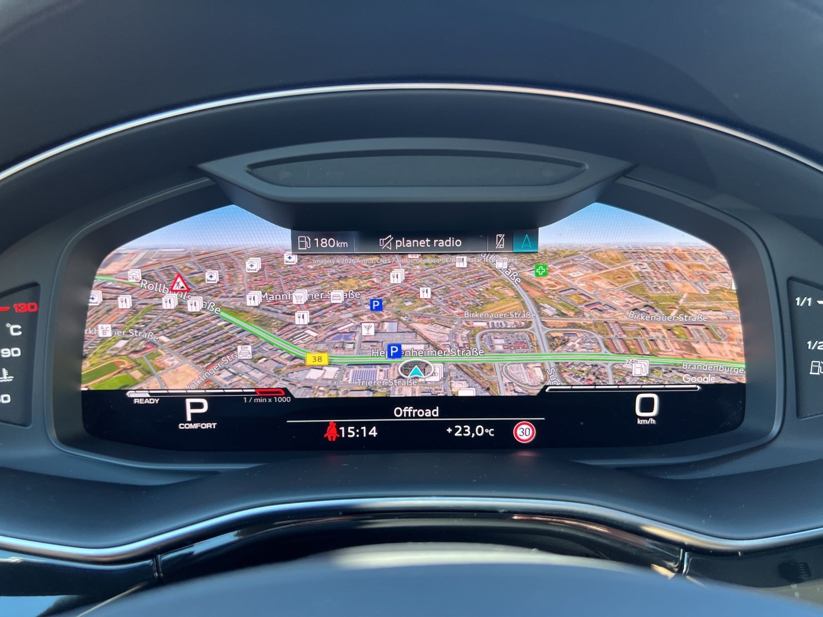 Audi RSQ8 - Bild 10