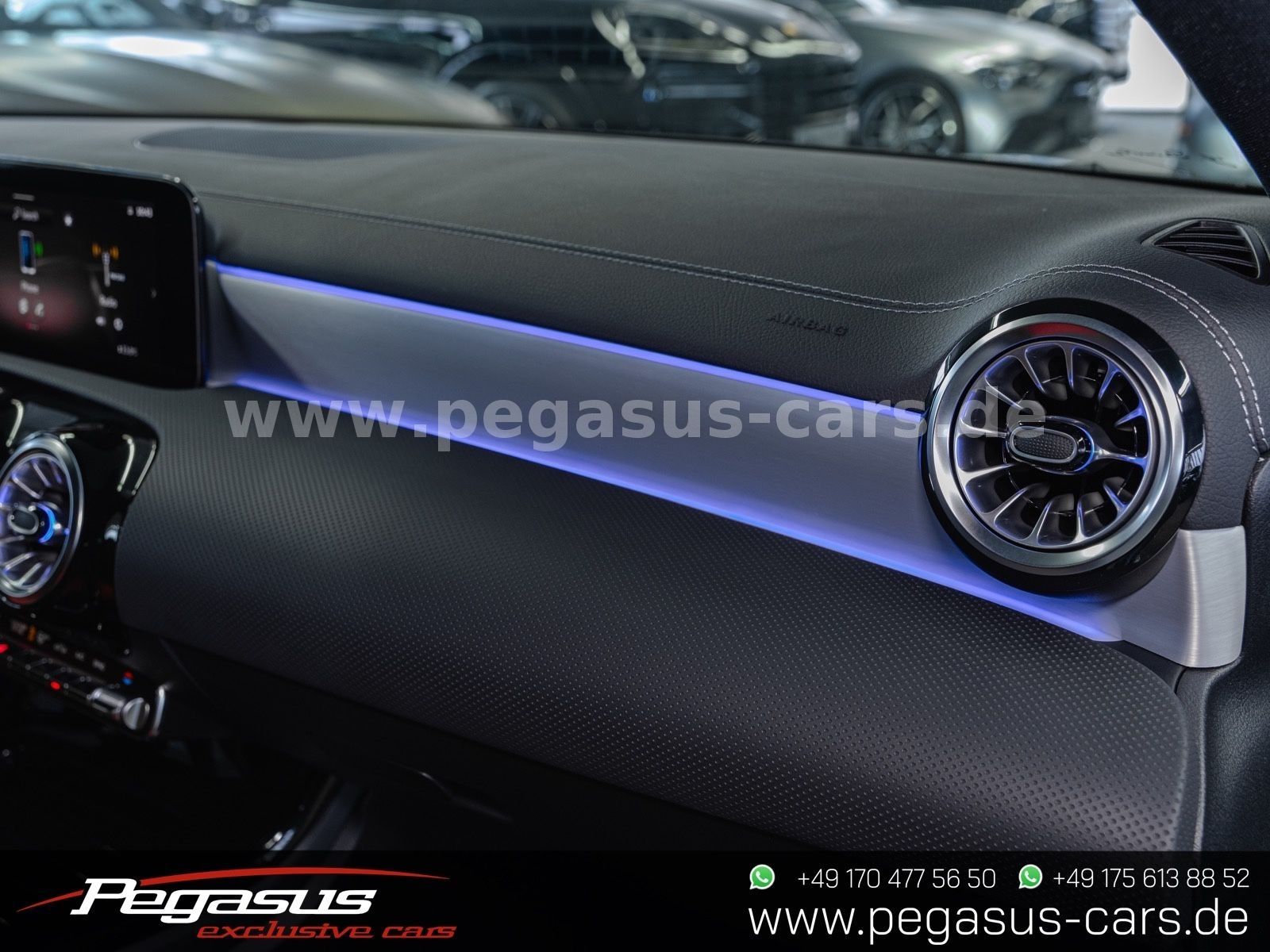 MERCEDES-BENZ A 45 AMG - 24