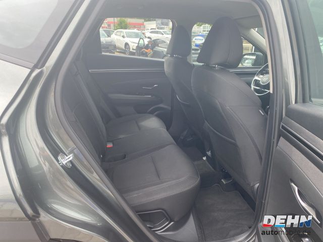 Hyundai Tucson Select 2WD 1.6 T-GDi Navi- LED-Grilldesig