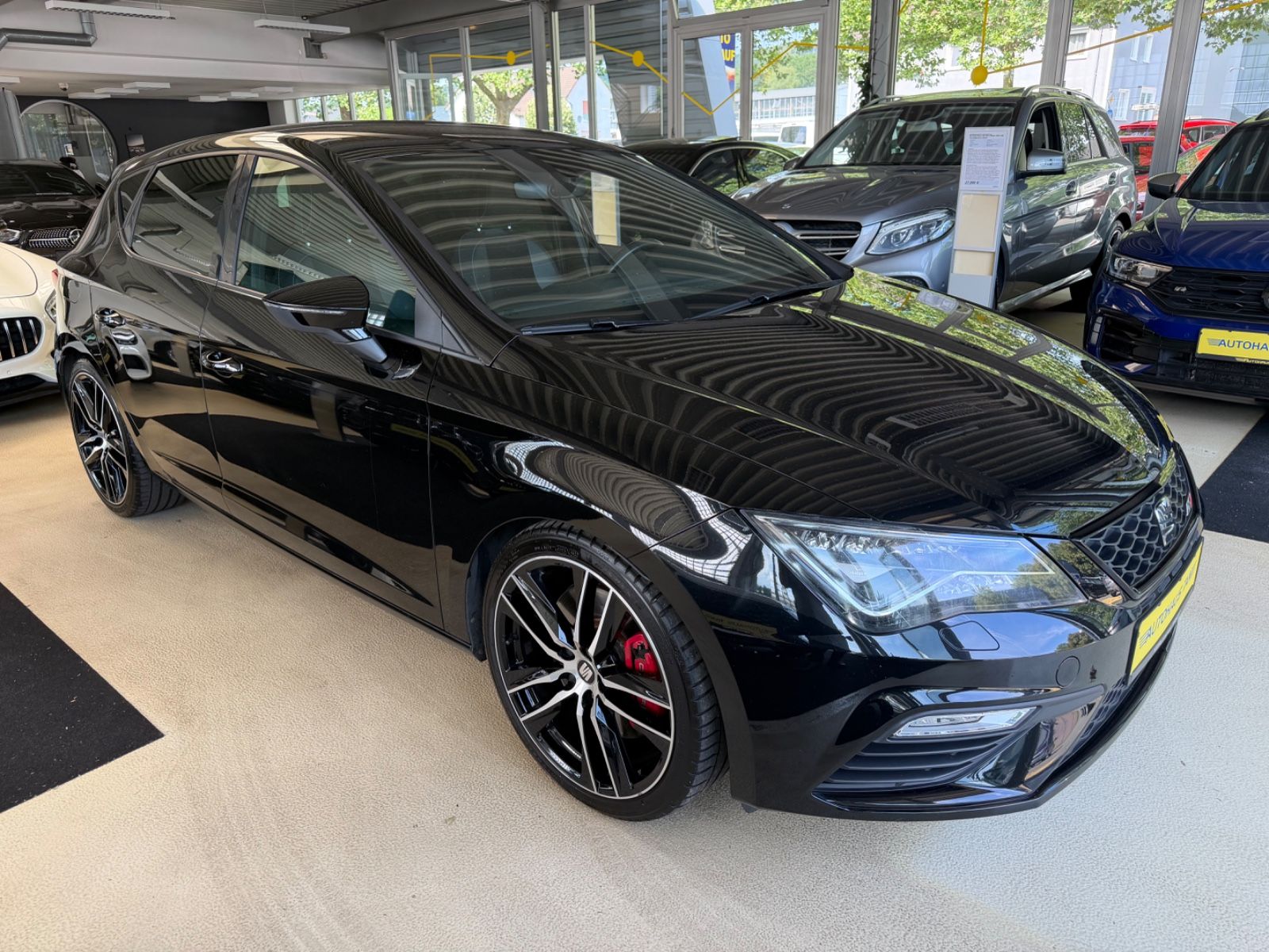 Fahrzeugabbildung SEAT Leon Cupra 300 * Schalter * 1.Hand*