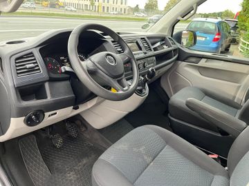 Volkswagen T6 Transporter - 12