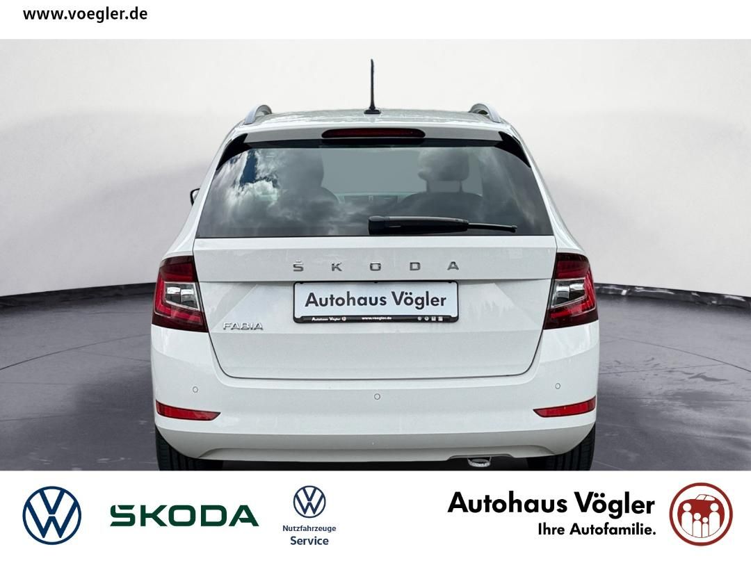 Fabia Combi 1,0 TSI Clever Navi LED CarPlay